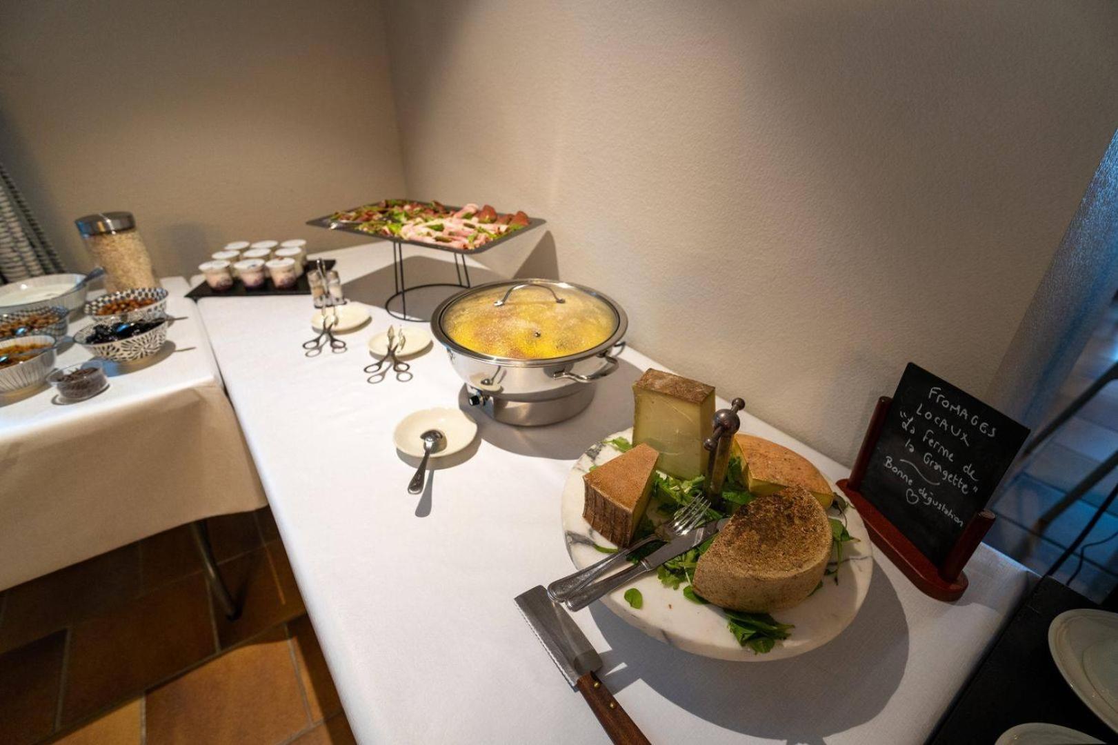 Hotel Restaurant Le Madame La Ferrière Eksteriør bilde
